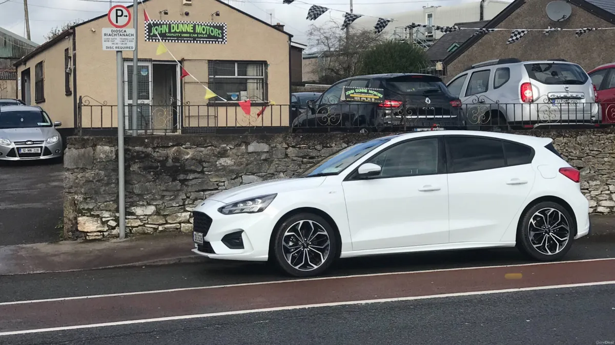 Renault Megane Estate nct 08/26 - Image 3