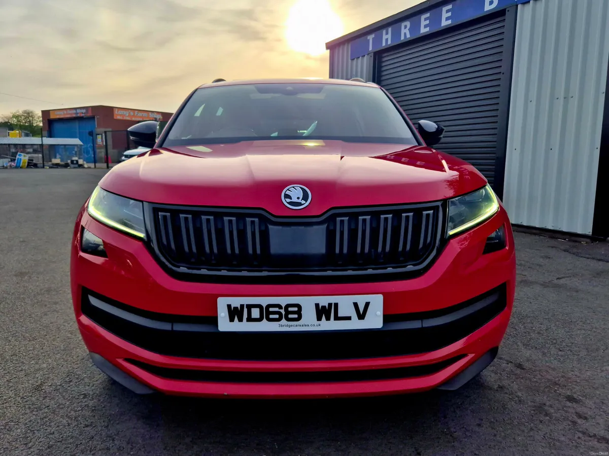 2019 Skoda Kodiaq Sportline 4x4 dsg   7 SEATS - Image 3