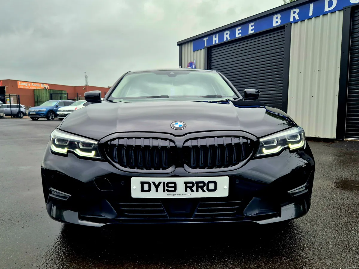 2019 BMW 320D SE FULL BMW S/H ,2 KEYS, 1 OWNER - Image 3