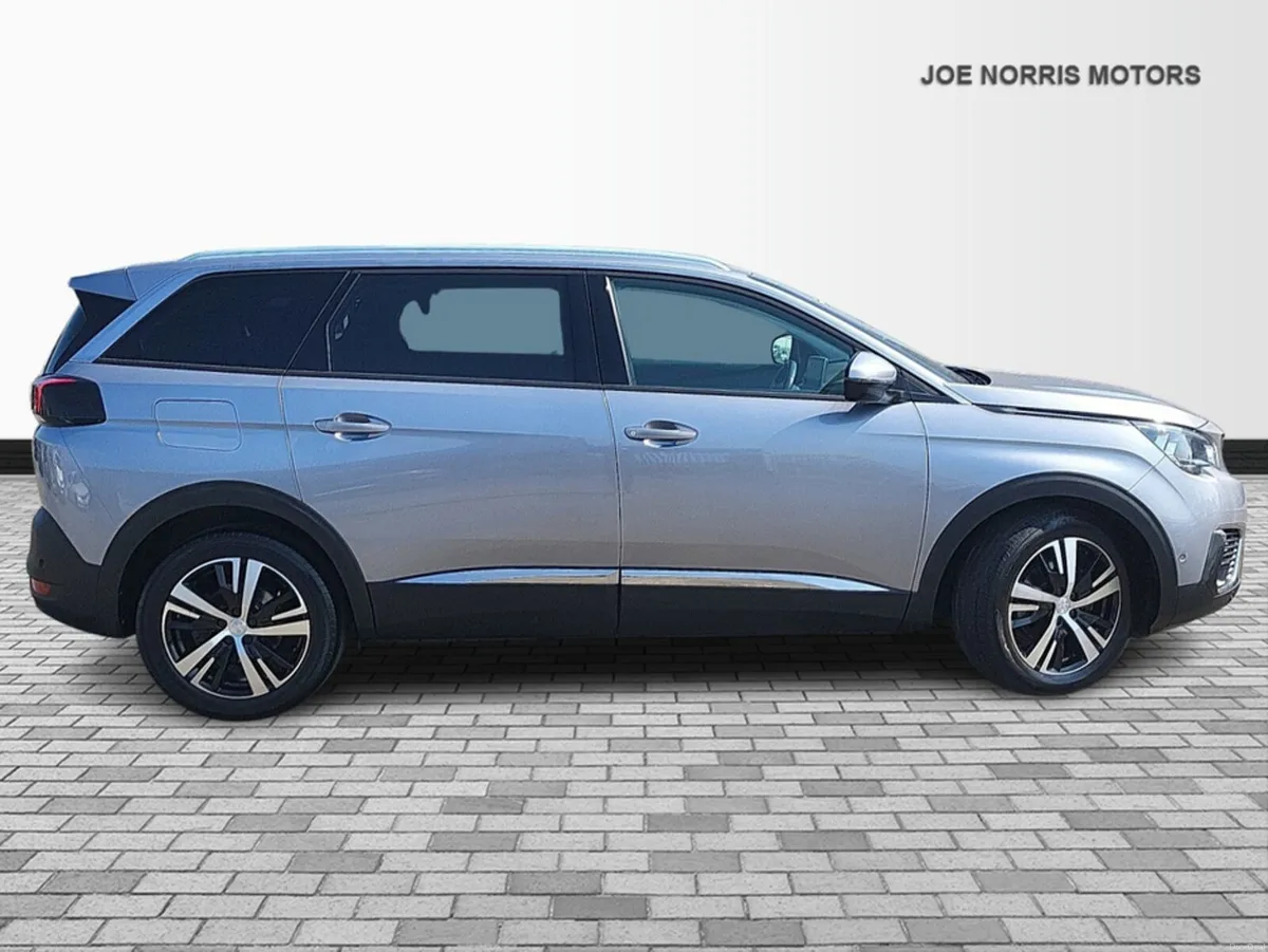 Peugeot 5008 ALLURE 1.2 130 6.2 5DR 7 SEATER - Image 4