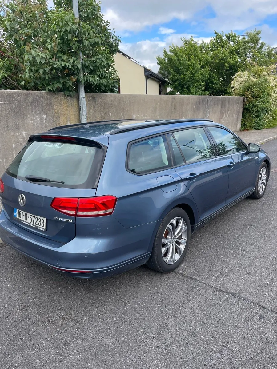 2016 Volkswagen Passat Estate Full Service History - Image 2