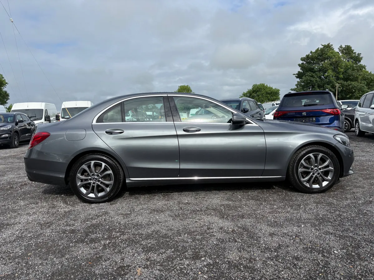 Mercedes-Benz C-Class - Image 4