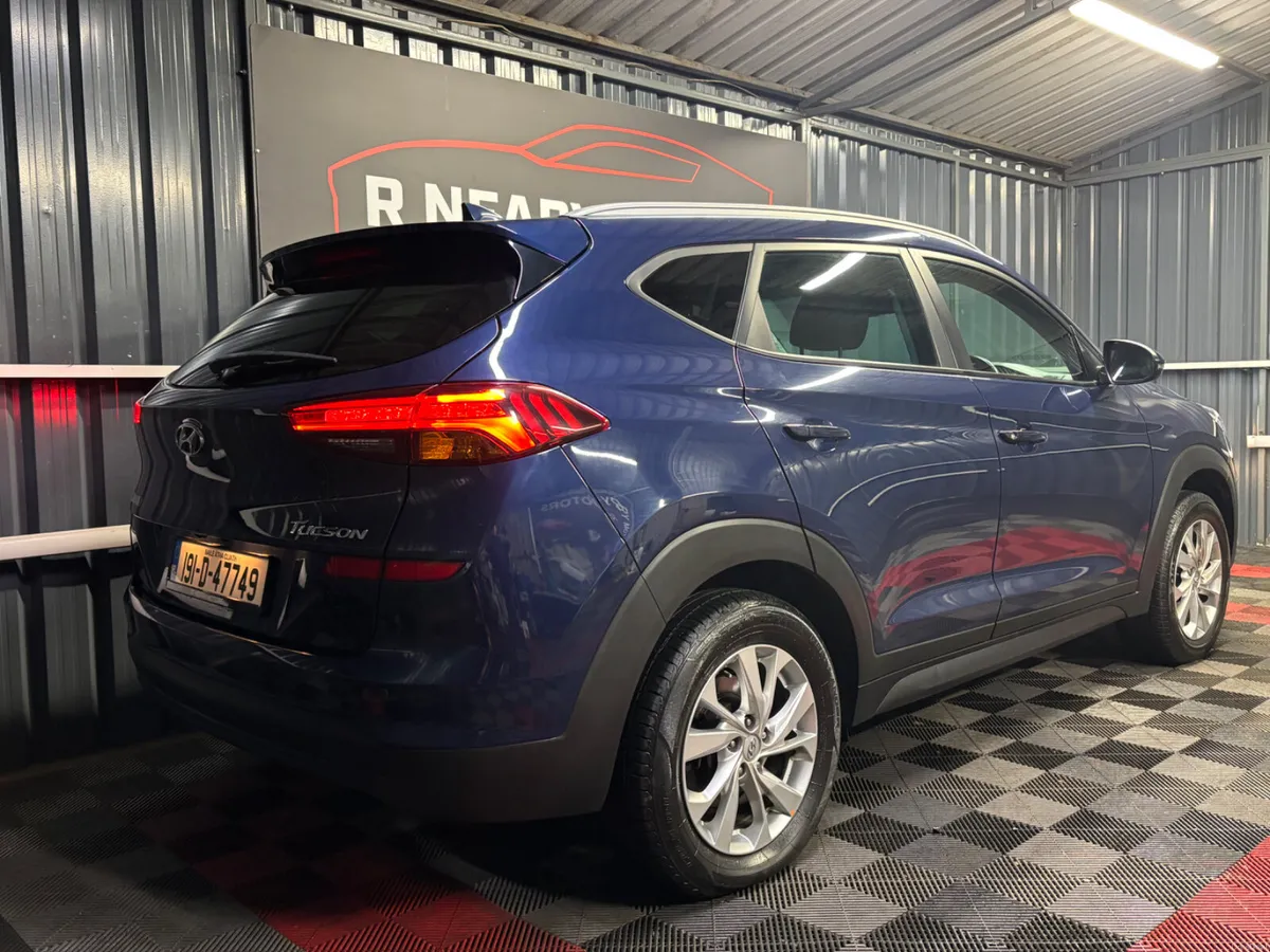 2019 Hyundai Tucson Petrol Manual Comfort - Image 3