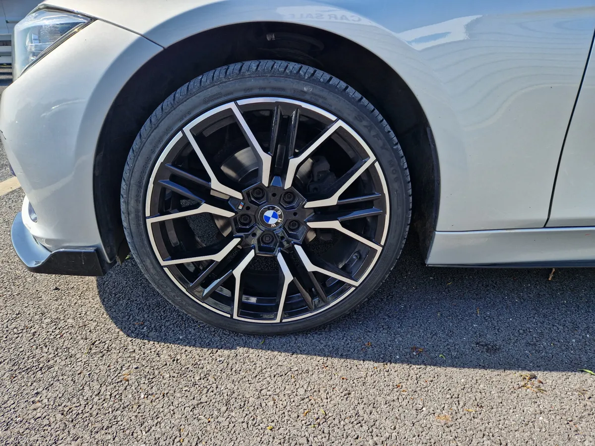 17 BMW 3 SERIES SPORT...AUTOMATIC... - Image 4