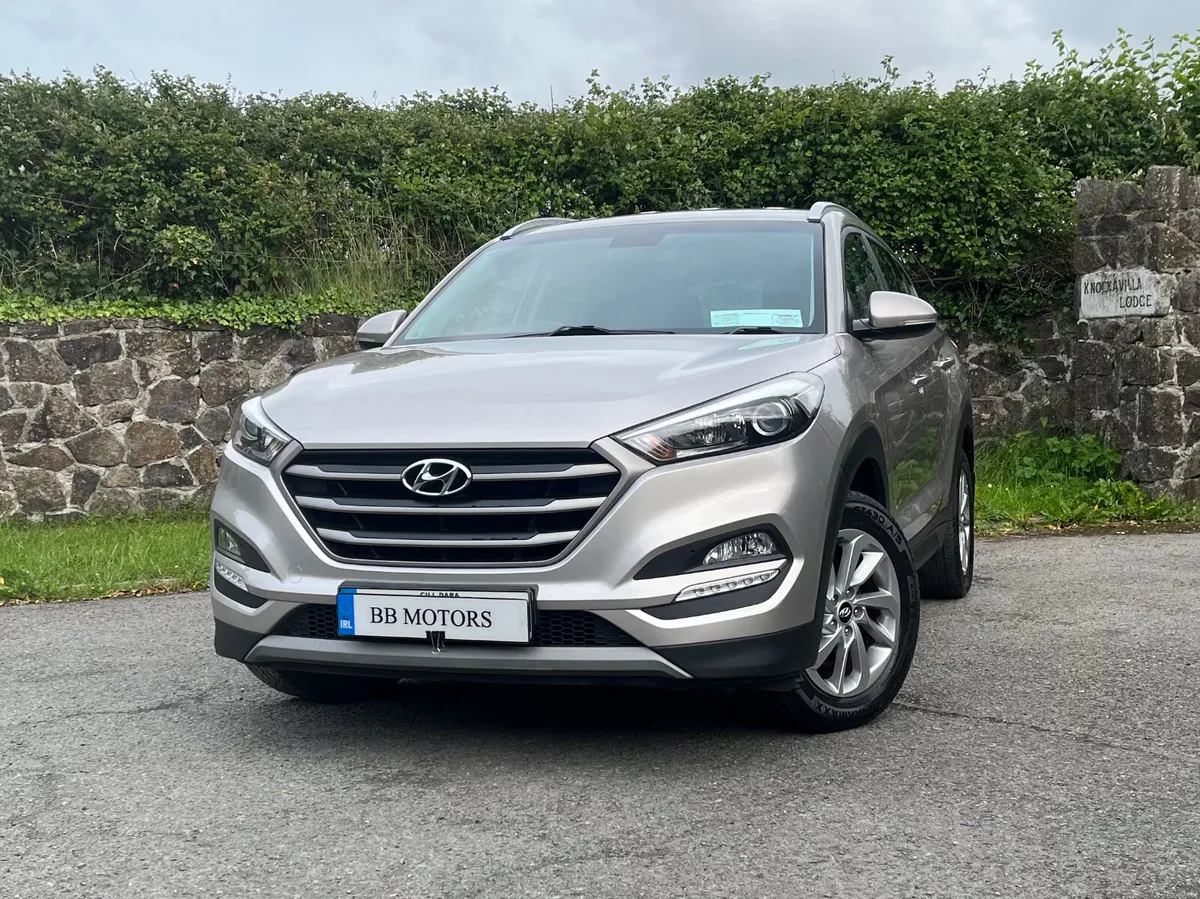 Hyundai Tucson 1.7d Premium. New NCT 01/27 - Image 4