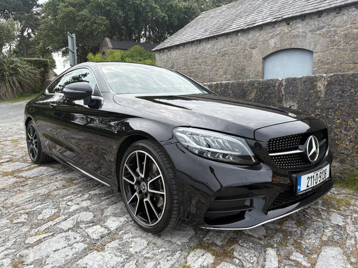 Mercedes-Benz C180 AMG Coupe - Image 2