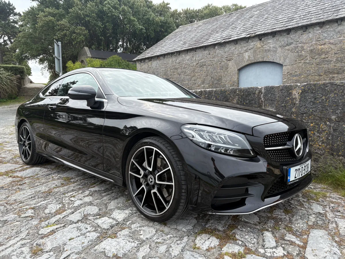 Mercedes-Benz C180 AMG Coupe - Image 4