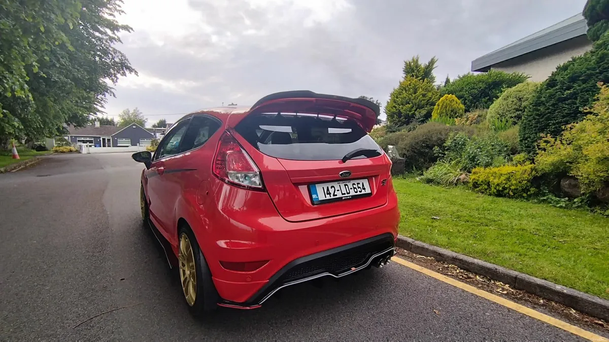 FORD FIESTA ST3 NEW NCT 04/27 - Image 3
