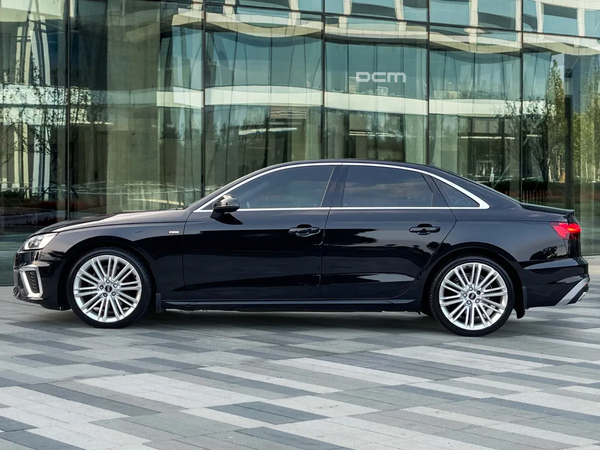 Audi A4 Limousine 35 TDI S-Line *Irish Car* - Image 4