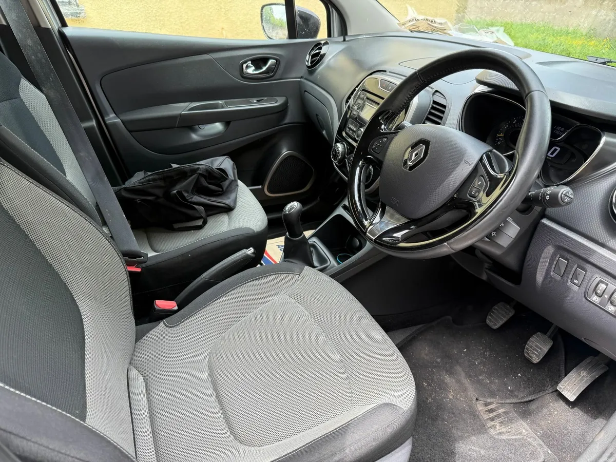 Renault Captur 2016 1.5d new  NCT03/28 - Image 6