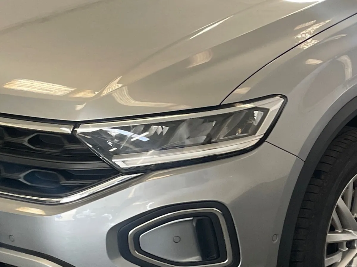 2023 —VW -T-Roc -1.0 Petrol - Image 6