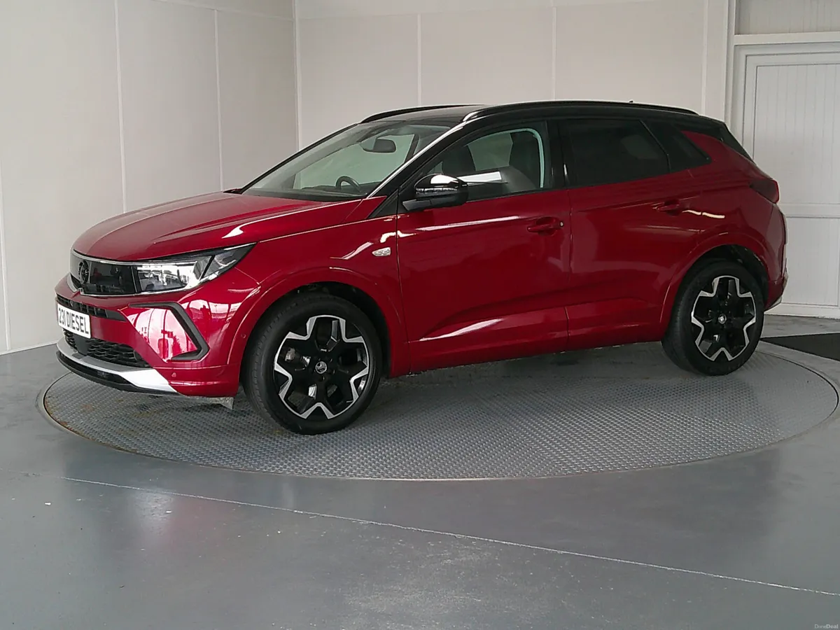 Vauxhall Grandland 2023 - Image 3