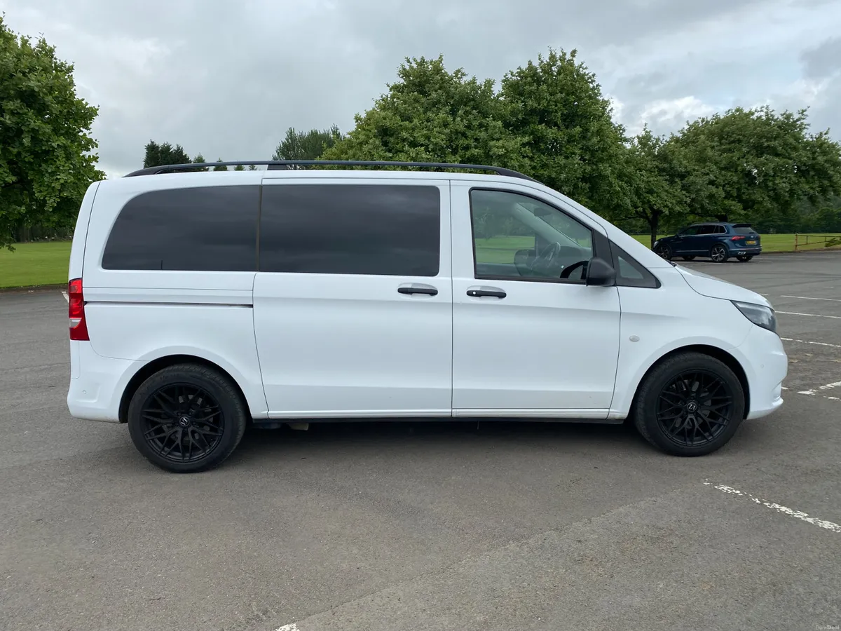 Mercedes-Benz Vito 2023 - Image 3