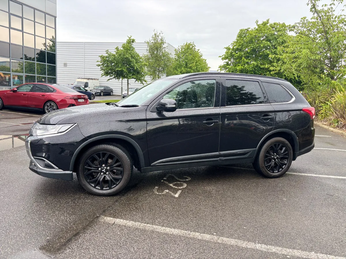 192 Mitsubishi Outlander DI- D ~ Seven Seats  Auto - Image 2