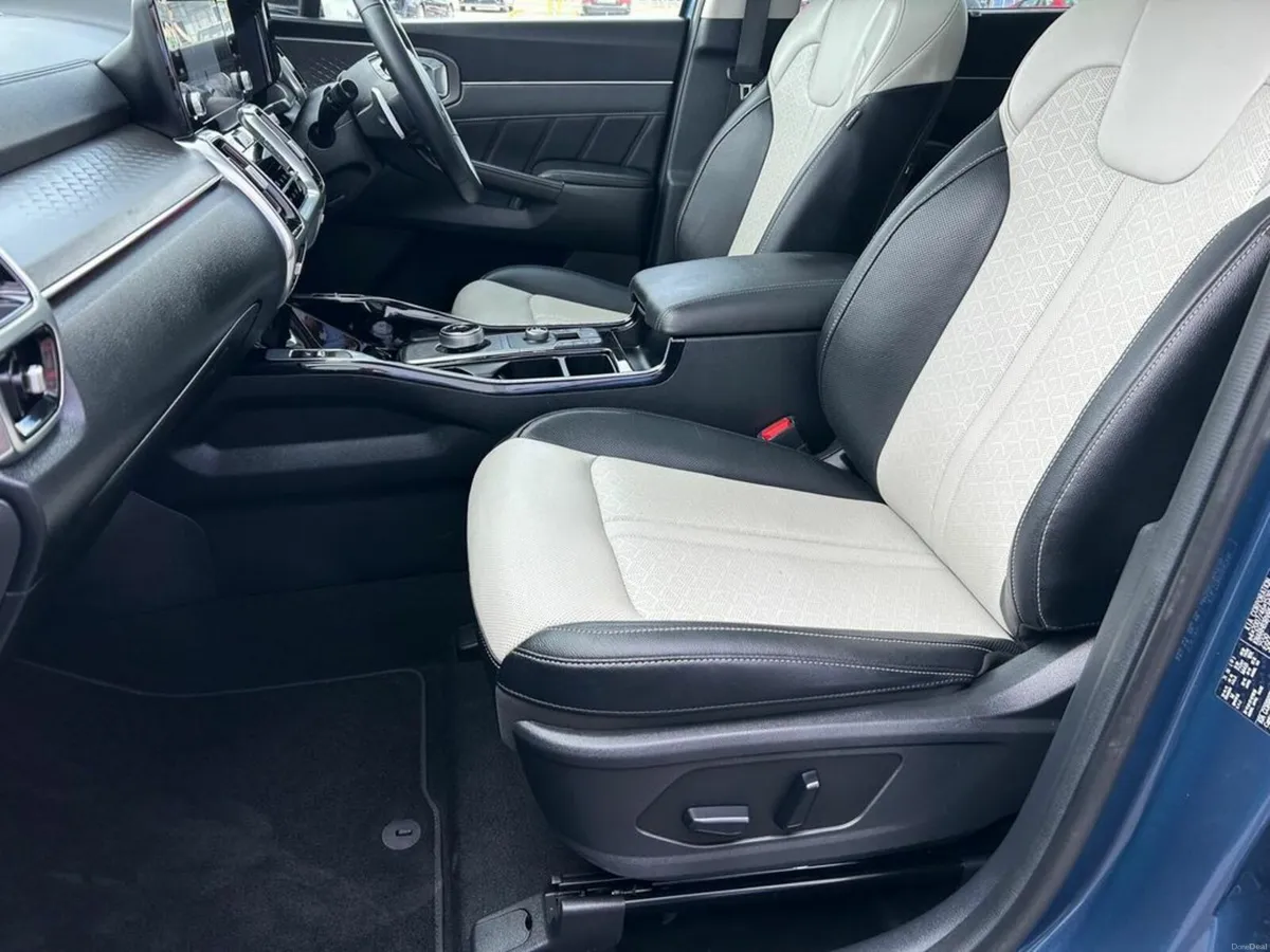 Kia Sorento 2.2D 7 SEASTER K4 1 OWNER FROM NEW *PR - Image 4