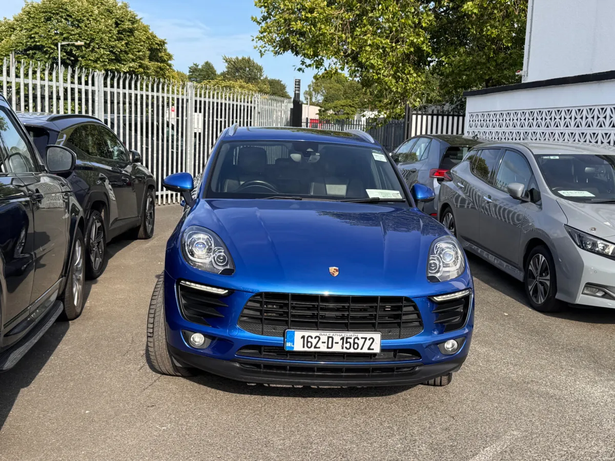 16 Porsche Macan S Diesel Automatic - Image 3