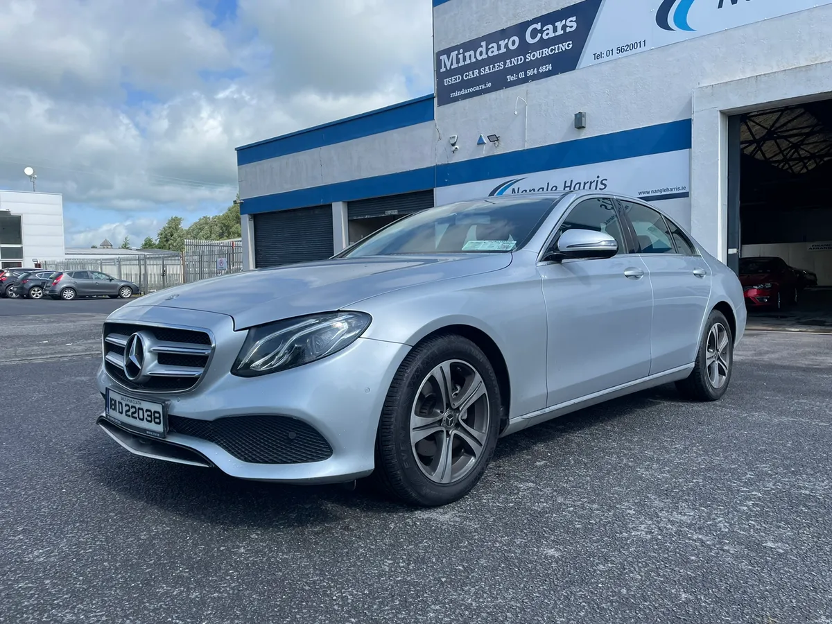 Mercedes-Benz E-Class 2018//EXCELLENT CONDITON - Image 2