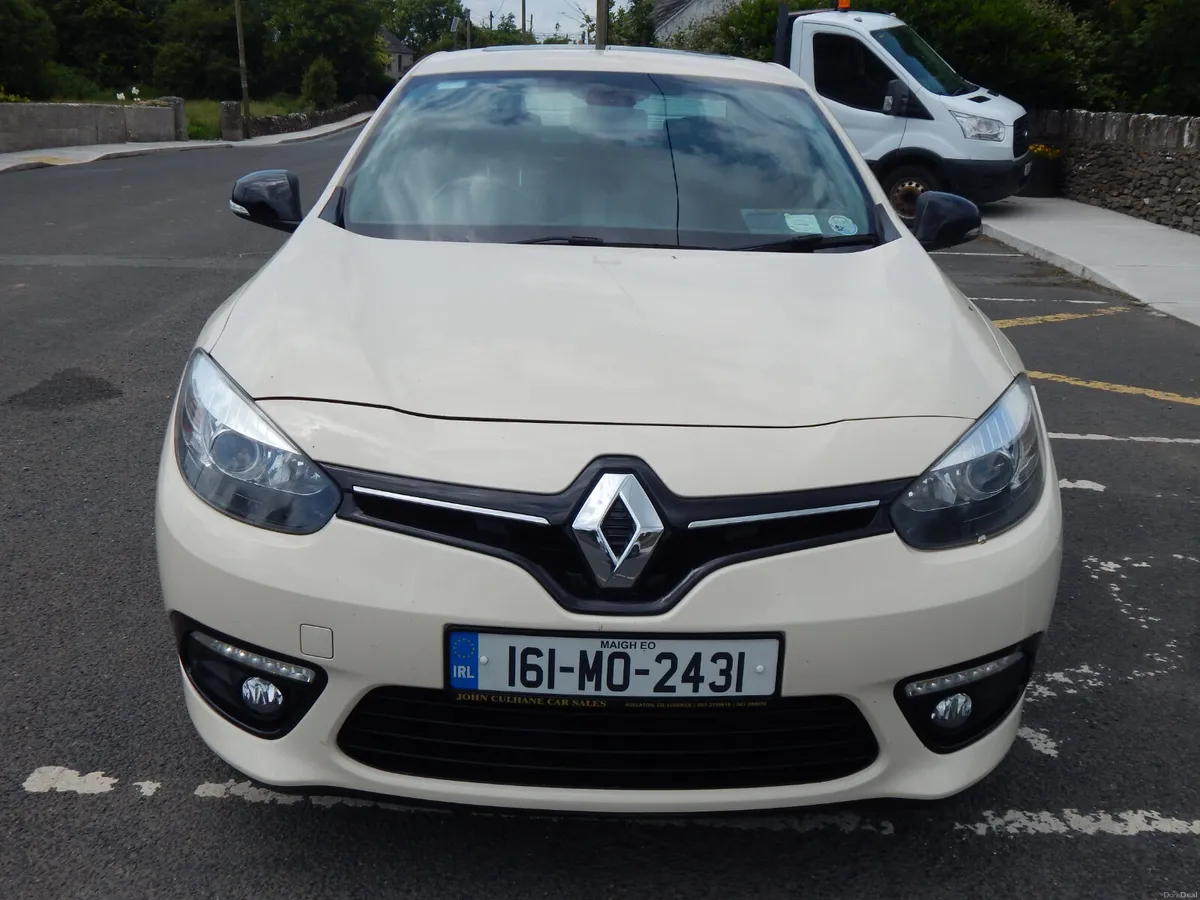 2016 Renault Fluence Limited Tax & Test 09/26 - Image 3