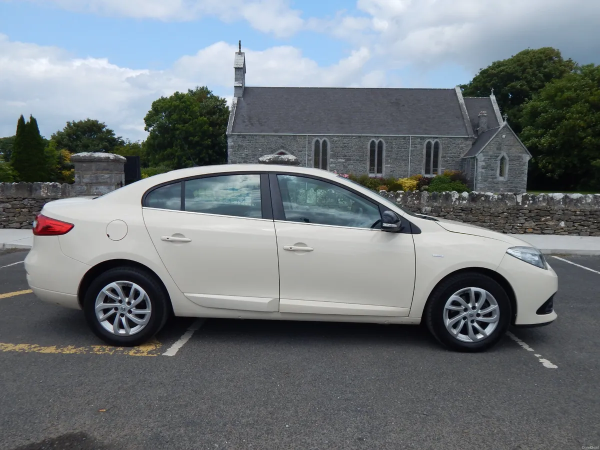 2016 Renault Fluence Limited Tax & Test 09/26 - Image 2