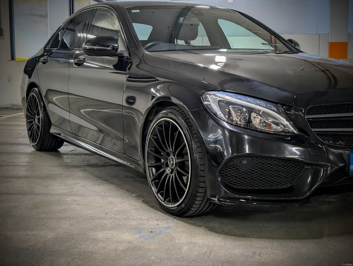 Mercedes-Benz C200 D AMG Line (2017) - Image 5