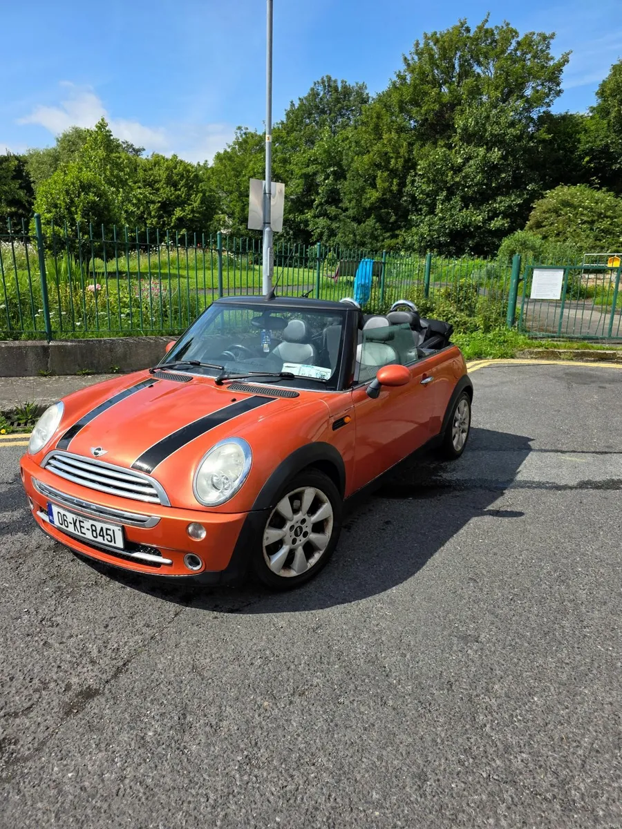 Mini Cooper 2006 Convertible - Image 2
