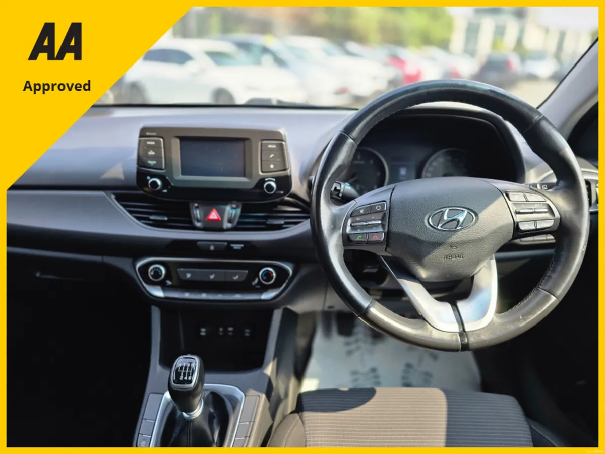 Hyundai i30 I30 DELUXE 5DR - Image 4