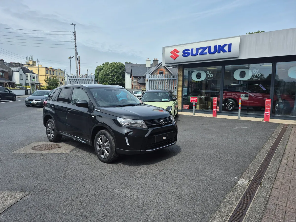 Suzuki Vitara 1.4 Motion 0% Finance - Image 2