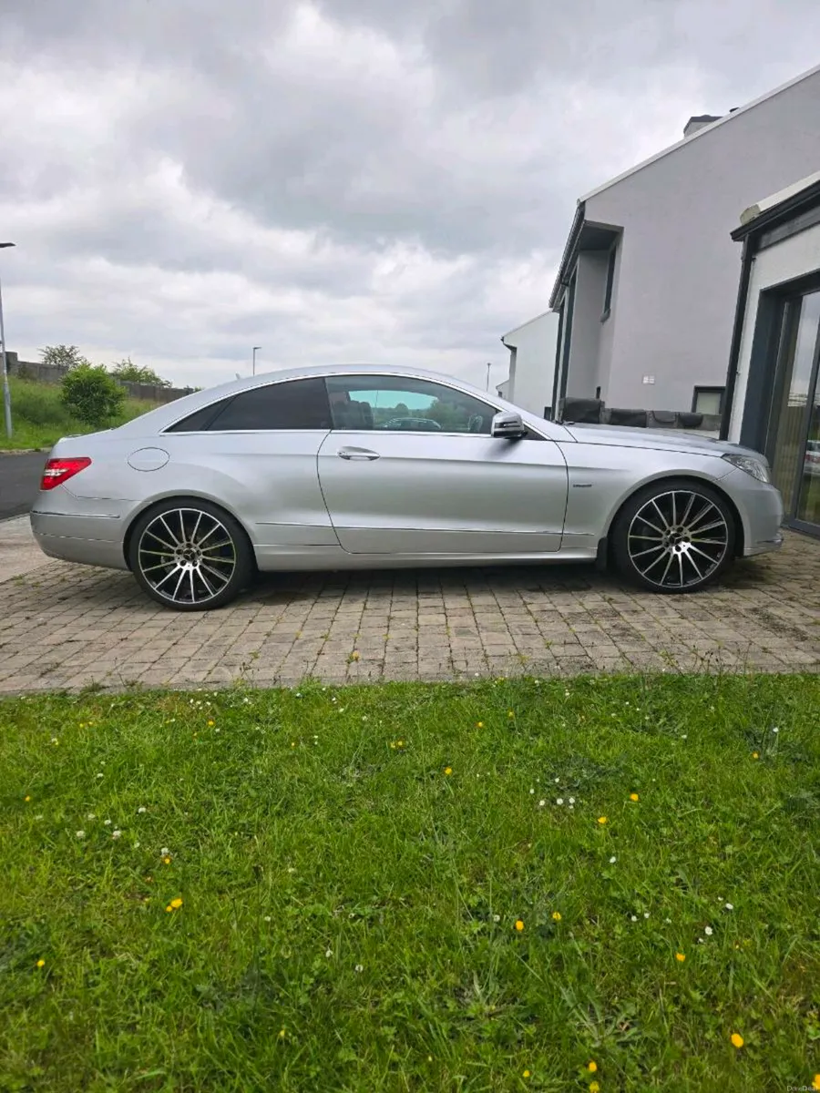 Mercedes E class coupe - Image 1