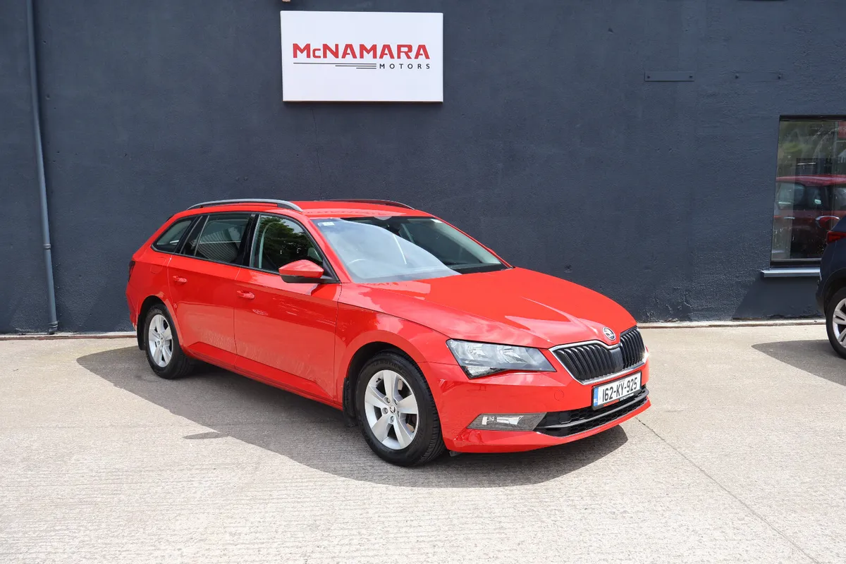 Skoda Superb Combi Auto Very Low Kms 12 Months NCT - Image 1