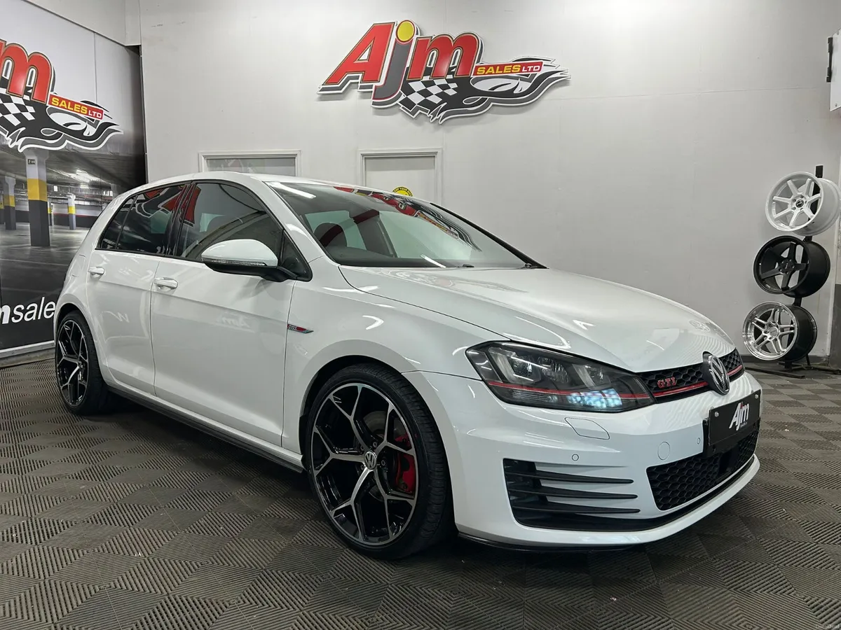 VW GOLF GTI 2.0 PETROL DSG AUTOMATIC  2013 - Image 2