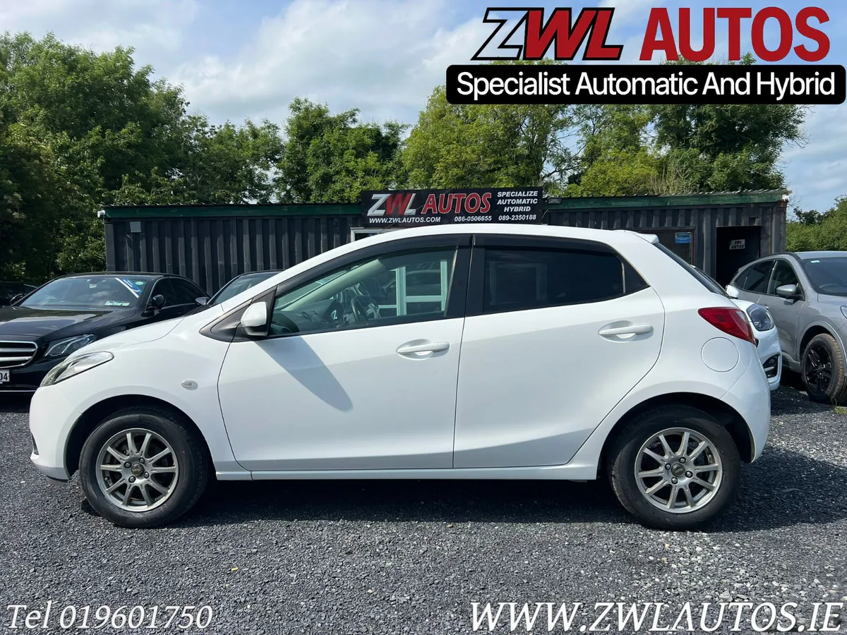 10 Mazda Demio 1.2 Auto - Image 4