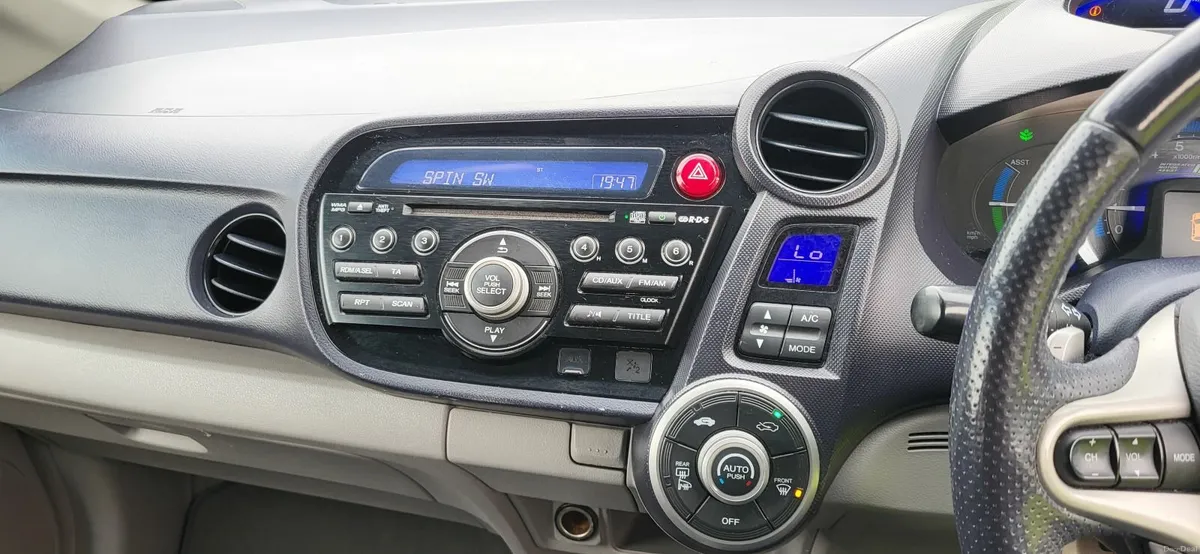 Honda Insight 2010 - Image 1