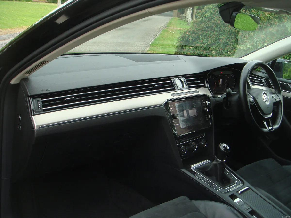 18 Passat GT Estate 2.0 TDI 150BHP €200Tax NCT1/28 - Image 4