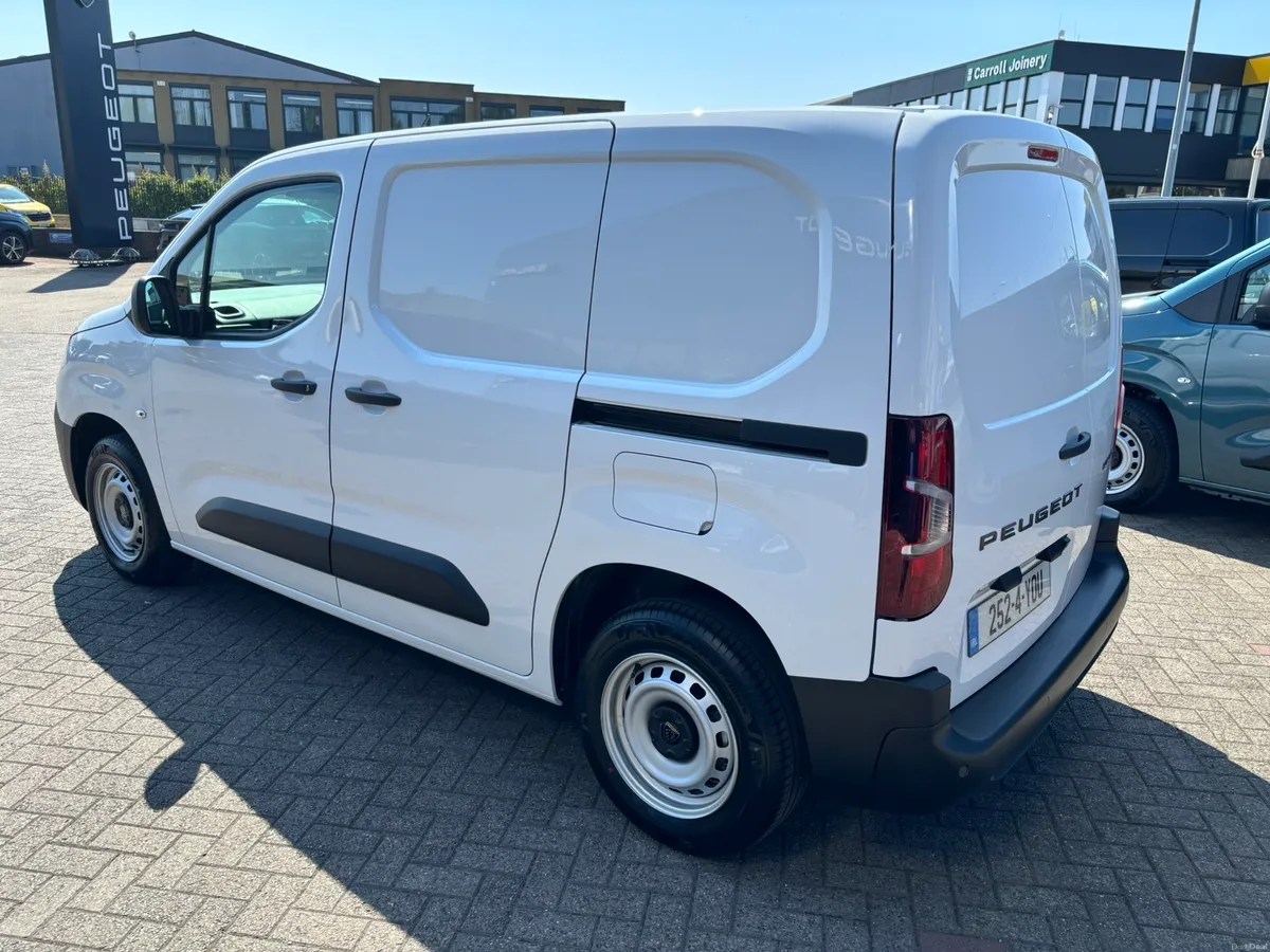 New Peugeot Partner Professional + 650kg - Image 6