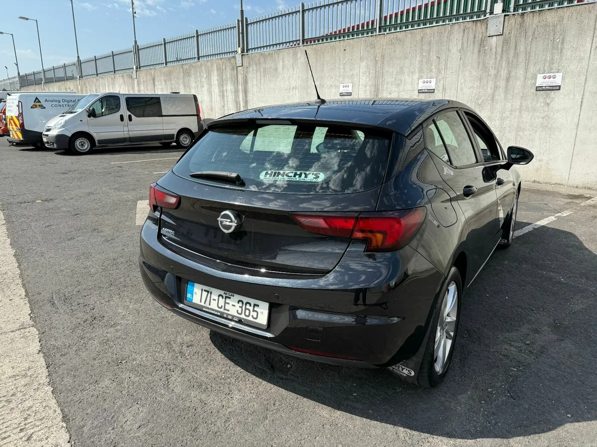 Opel Astra 2017 1.4petrol NCT06/26 - Image 3