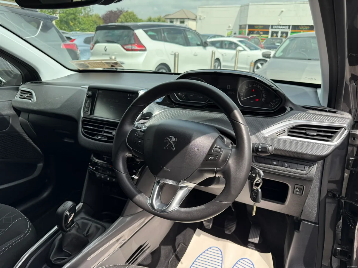 182 Peugeot 2008 1.6 HDi Diesel - Image 4