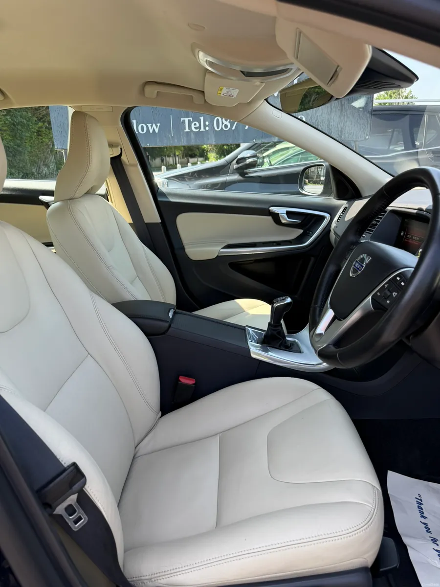 182 Volvo S60 D2 SE Diesel Saloon. Low Mileage - Image 5