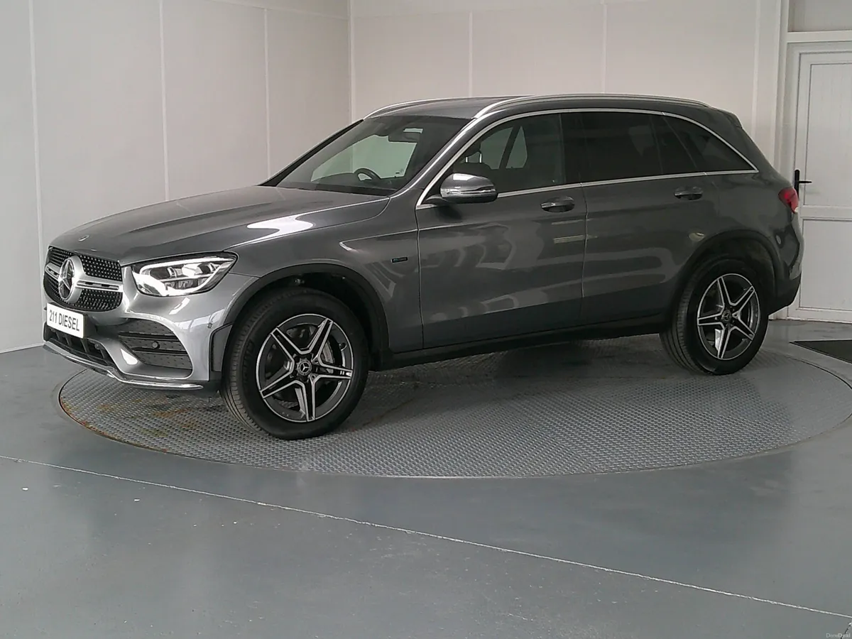 Mercedes-Benz GLC 2021 - Image 3