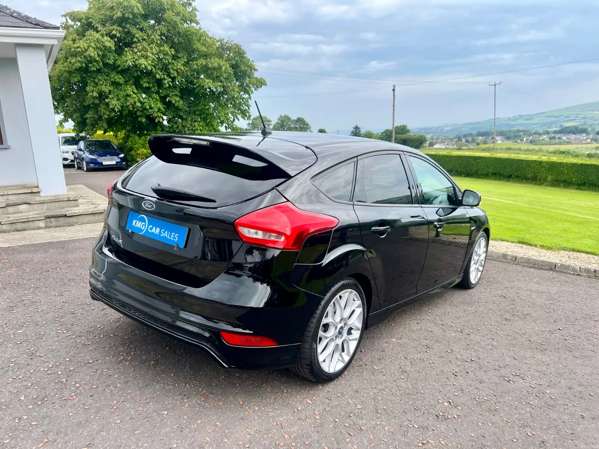 2017 Ford Focus 1.5 TDCI ST Line - Image 5