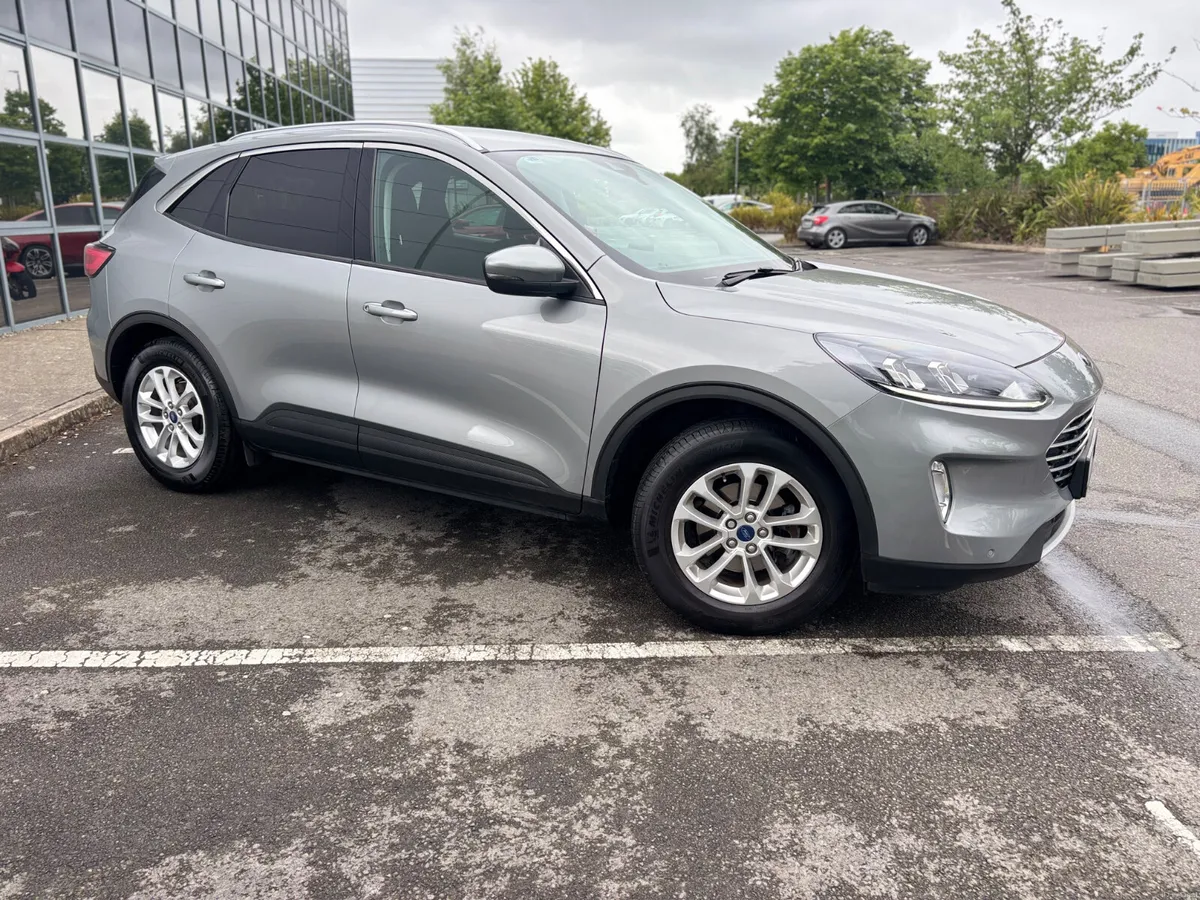 2021 Ford Kuga 2.0 TDCI Eco Hybrid ~ Titanium Spec - Image 4