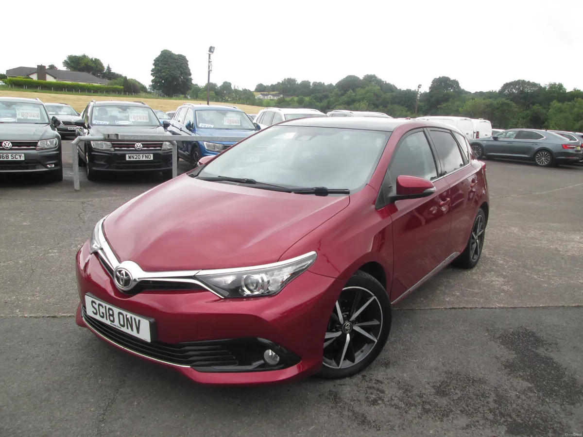 2018  TOYOTA  AURIS  1.6  D-4D  DESIGN  TSS  5DR - Image 2