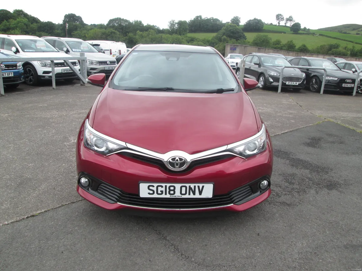 2018  TOYOTA  AURIS  1.6  D-4D  DESIGN  TSS  5DR - Image 3