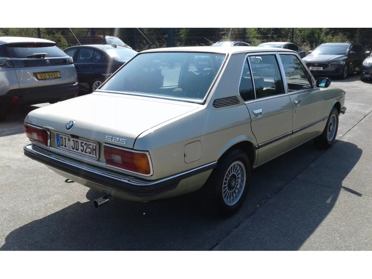 BMW 5-Series 525 E12 - Image 4