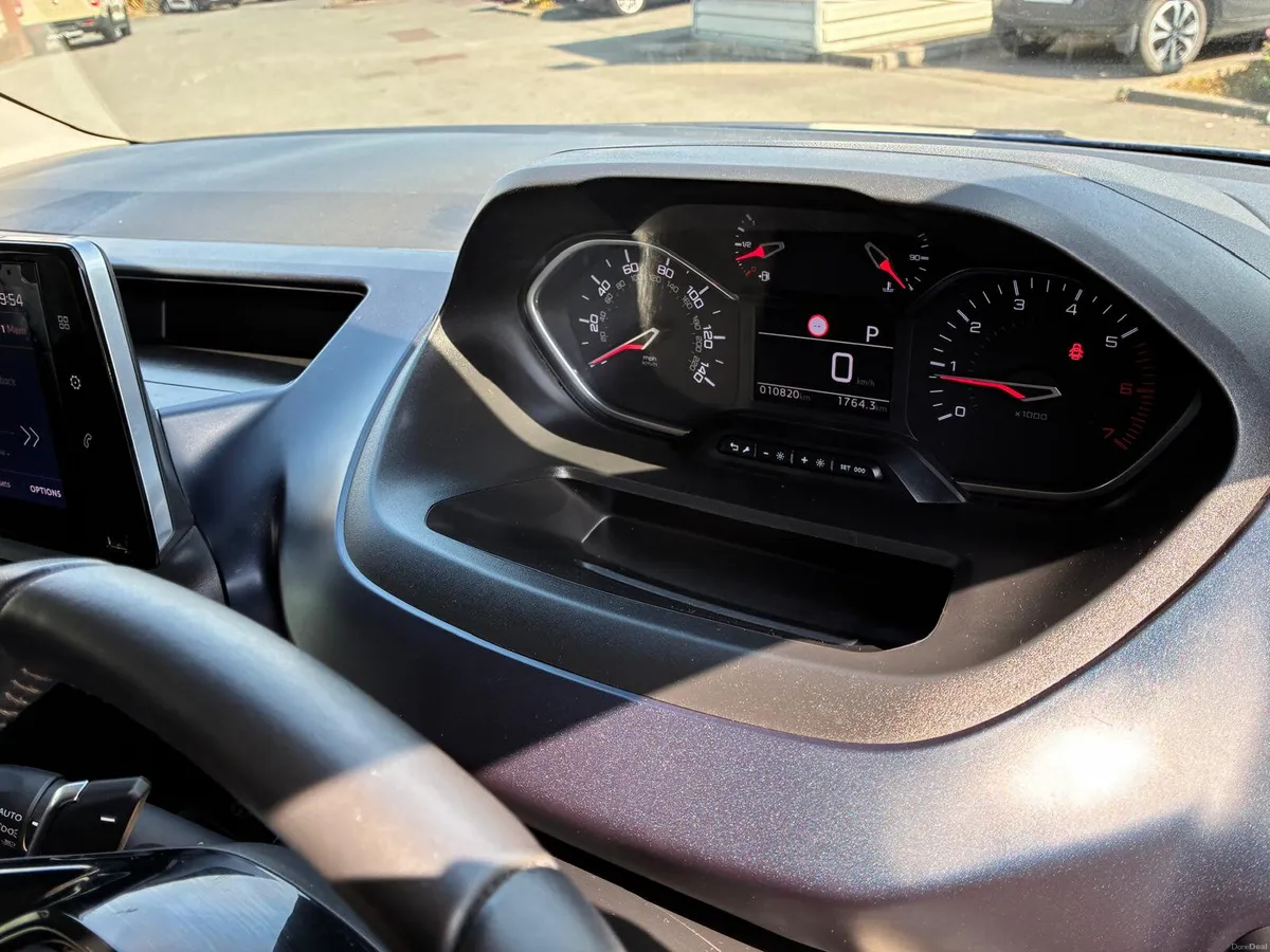 2022 Peugeot Rifter Inspire - DFW/ Upfront Pass - Image 4