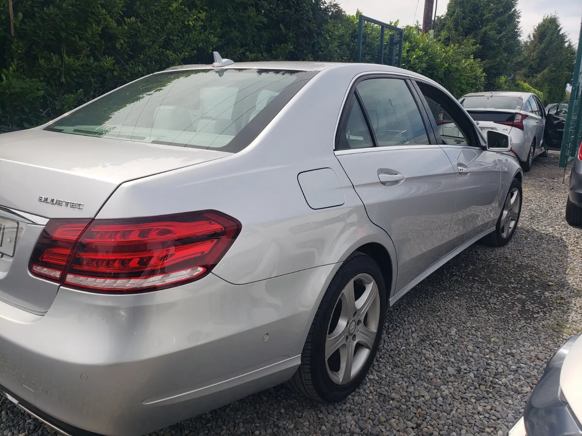 Mercedes-Benz E-Class 2015 - Image 3