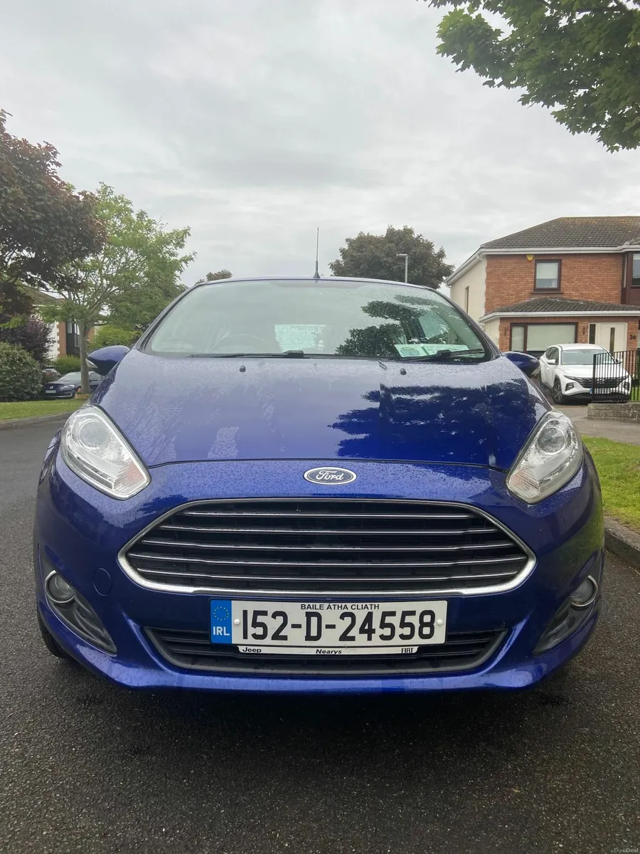 Ford Fiesta 2015 - Image 2