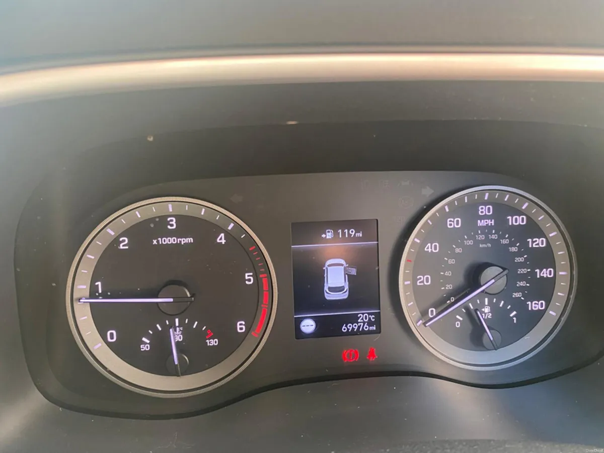 Hyundai Tucson 1.6 SE NAV48V MHEV CRDI 2WD 5DR NAV - Image 3