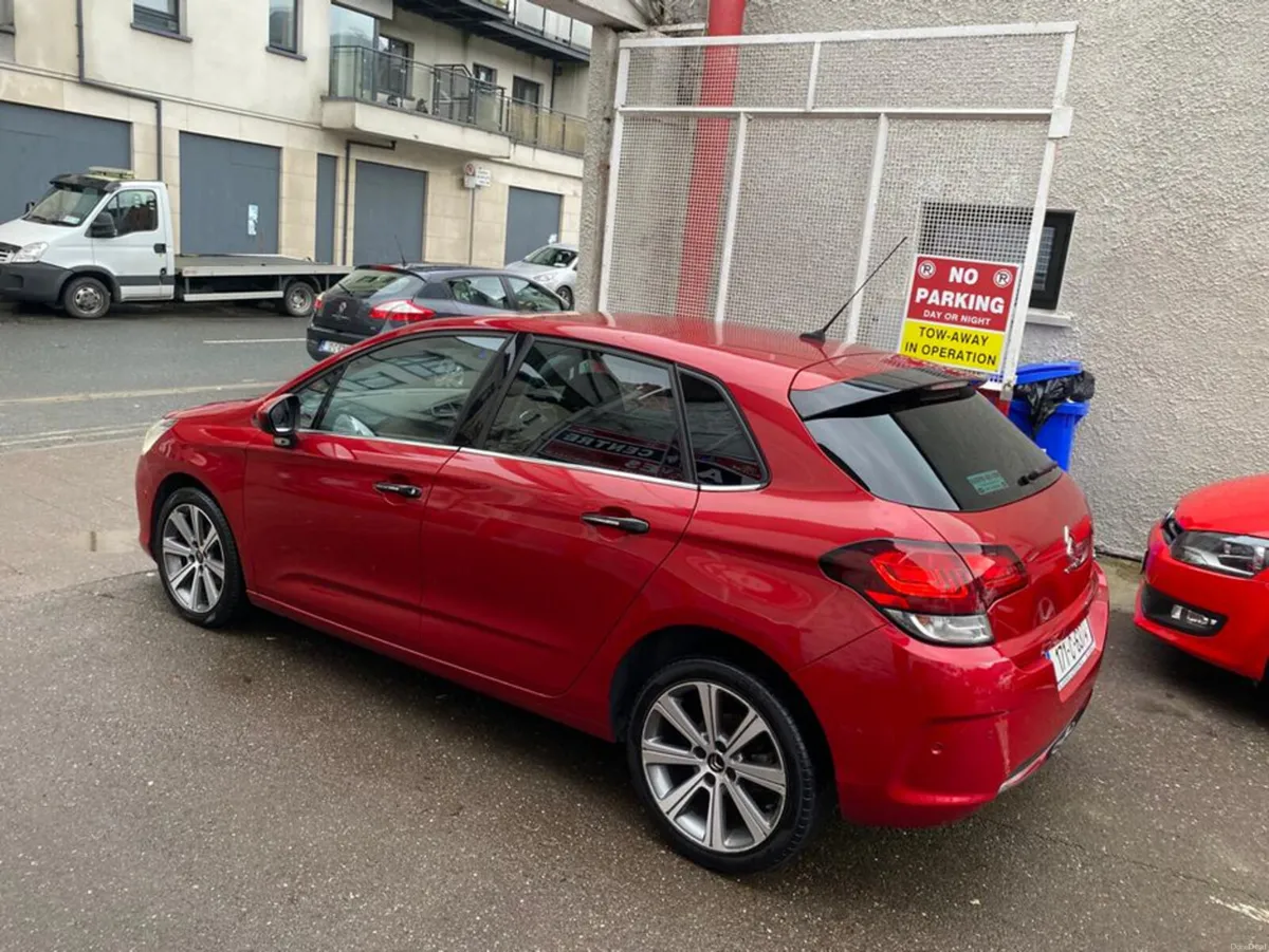 Citroen C4 Cactus BLUEHDI 100 FLAIR SS 4DR - Image 3