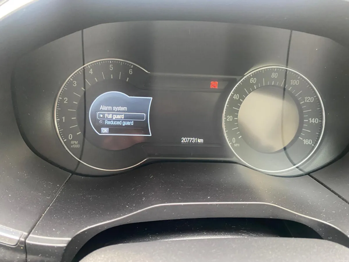 Ford S-Max 2.0 TDCI TITANIUM 150PS 5DR - Image 2