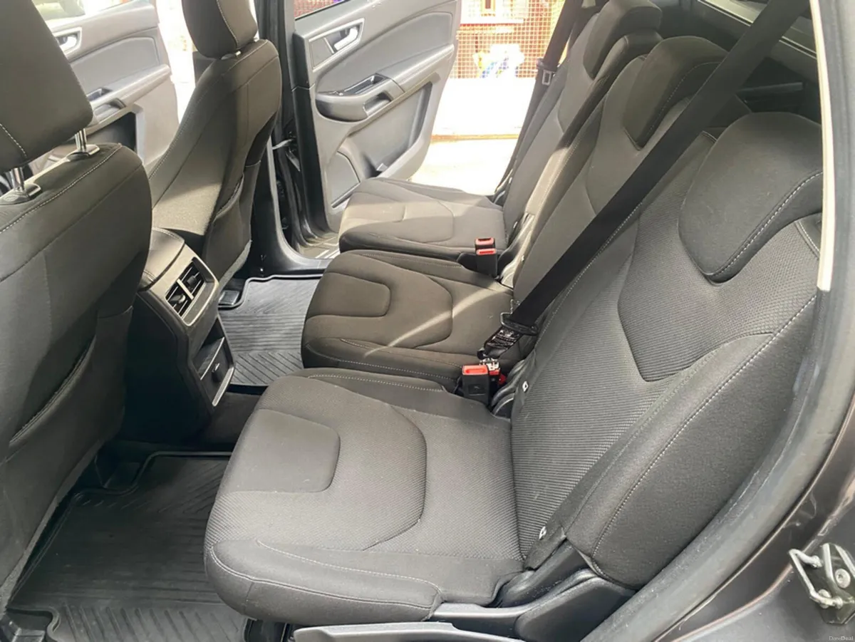 Ford S-Max 2.0 TDCI TITANIUM 150PS 5DR - Image 6